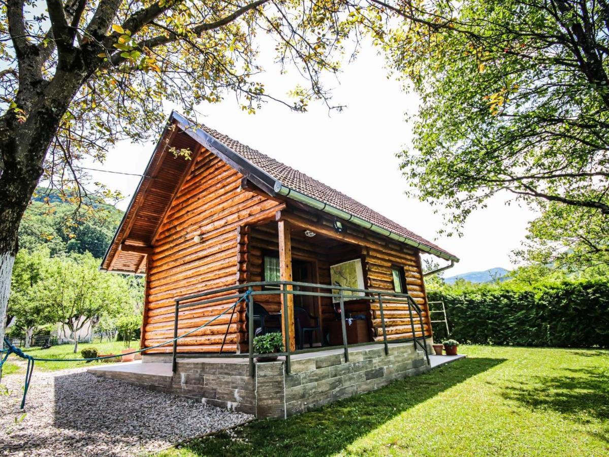 Home Eden Dobrenica Bihac Exterior photo
