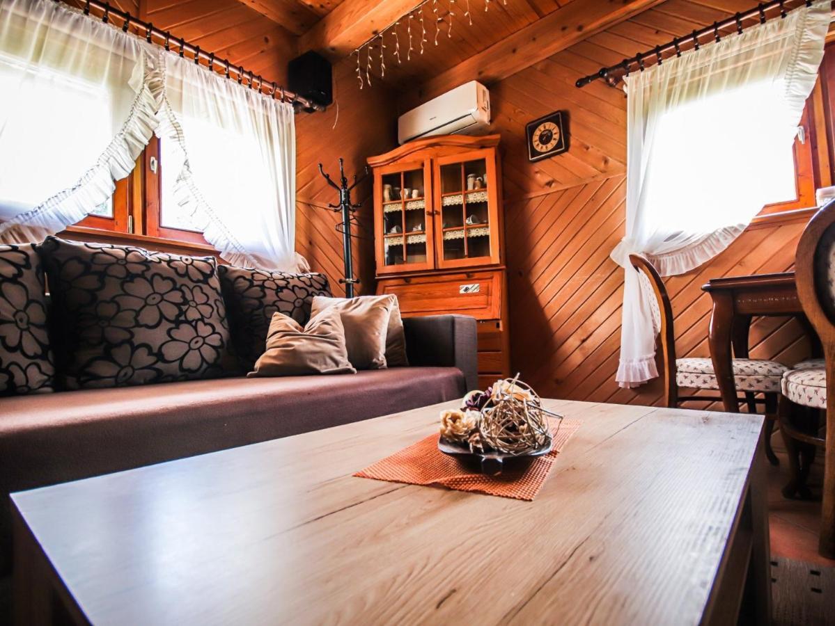 Home Eden Dobrenica Bihac Exterior photo